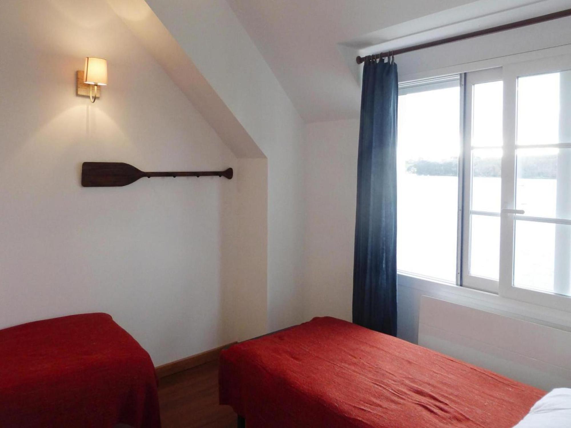 Pretty Breton Holiday Home In A Top Location Plougasnou Exterior photo